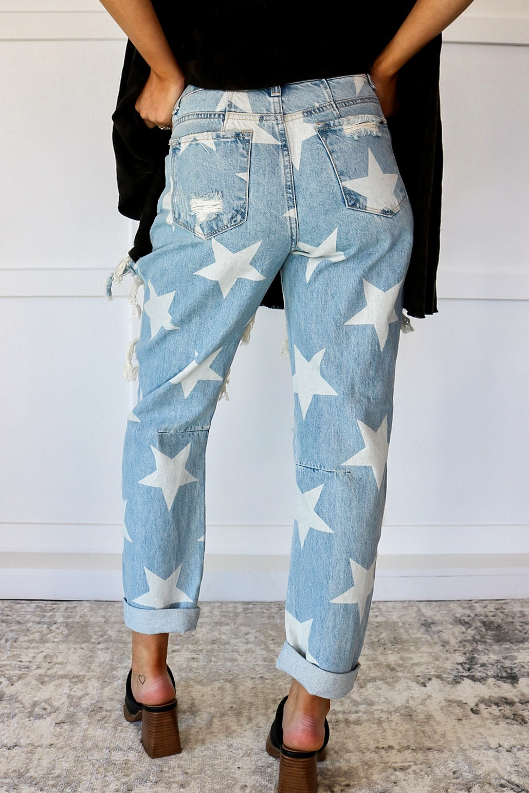 Star Print Distressed Slouch Jeans